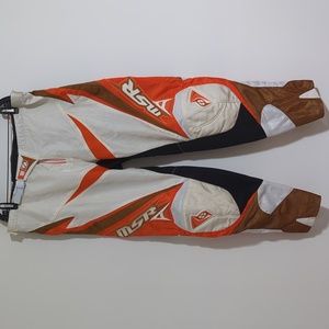 EUC MSR Renegade Rider pants size 40